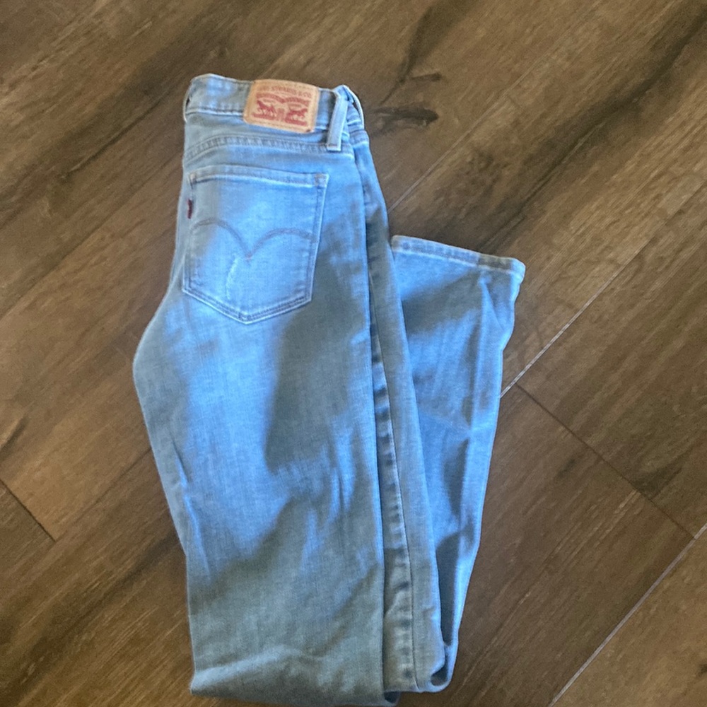 Levi 711 Skinny Jeans